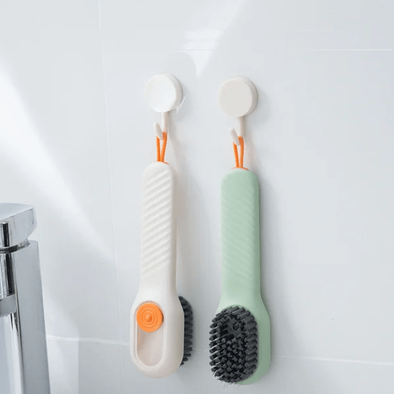 Brosse ménagère à poils doux