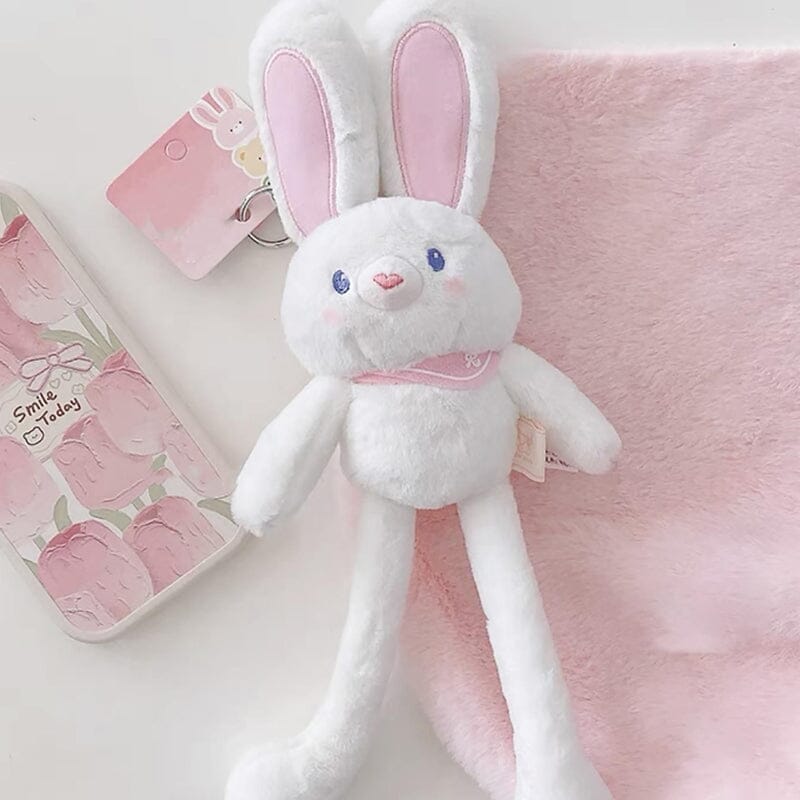 Poupée lapin en peluche